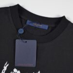 T-SHIRT LOUIS V - Image 9