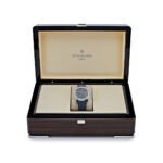Patek Philippe Aquanaut 5164G-001 'Travel Time' White Gold Blue-Gray Dial (2024) - Image 2