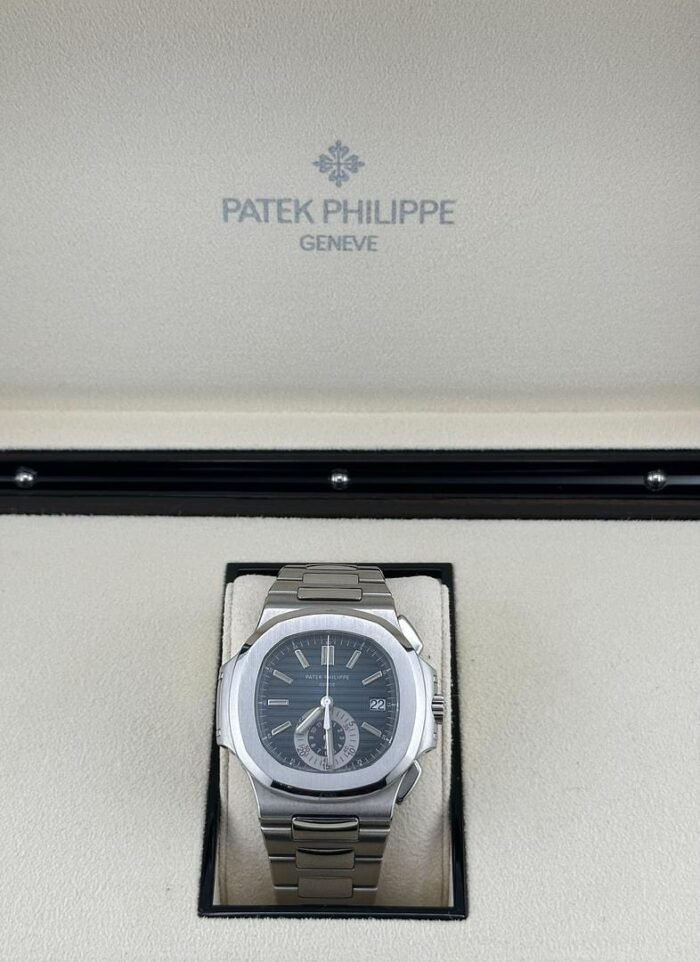 Patek Philippe Nautilus 5980/1A-001 Chronograph Steel Blue Dial - Image 2