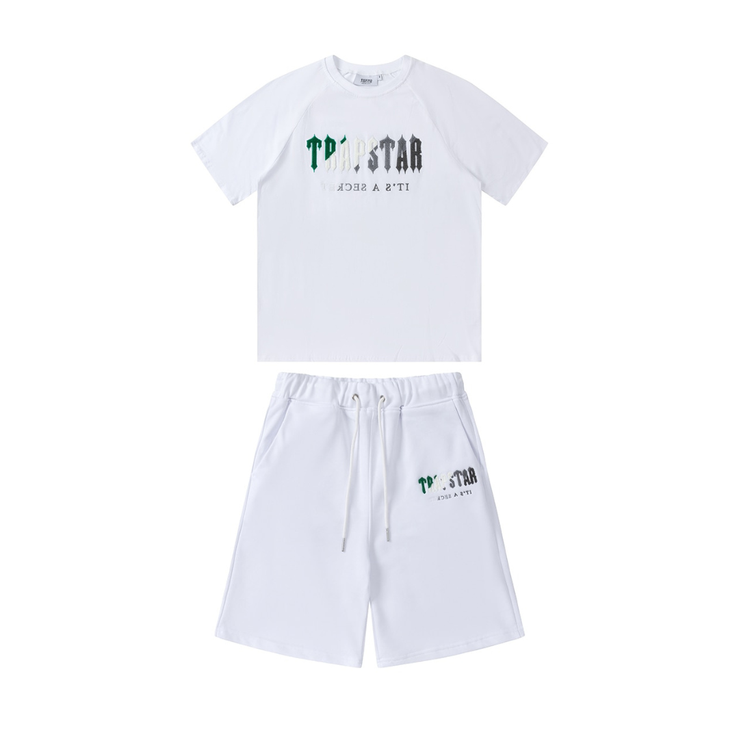 13_f70c1bc3-9f8b-4f7c-b395-f46411c0e5e2.png Set - Image 1