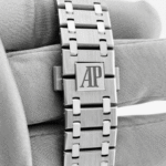 Royal oak smoked blue dial - Image 3