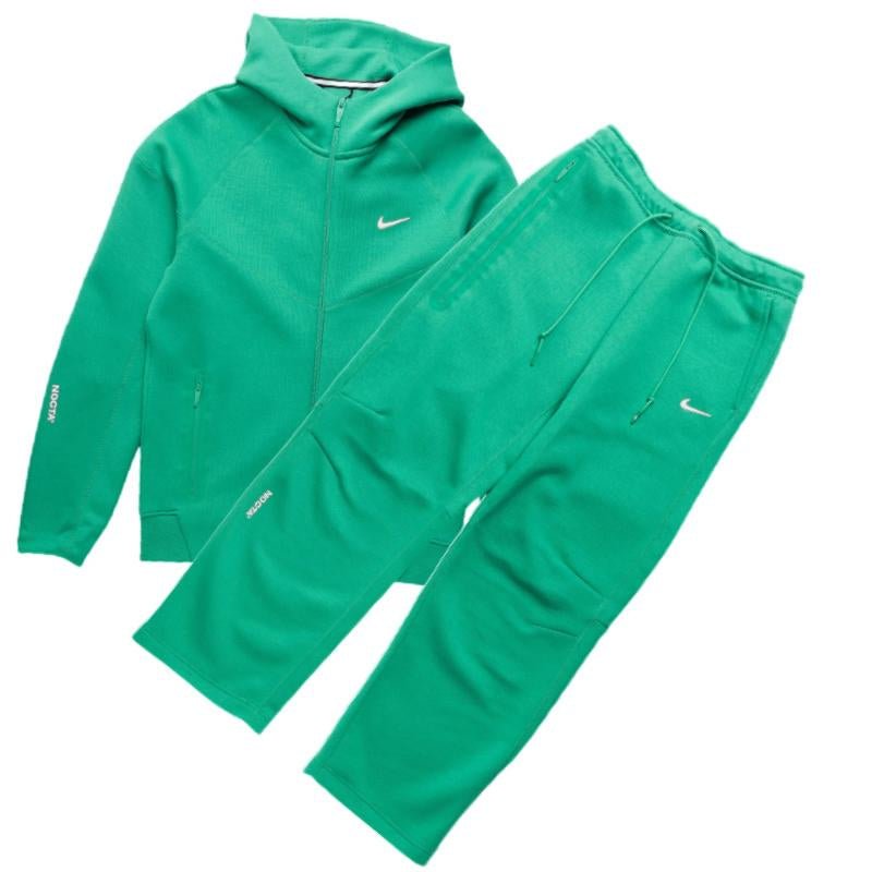 a740f774.jpg Tracksuit - Image 1