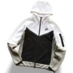 Tech Fleece - Image 4