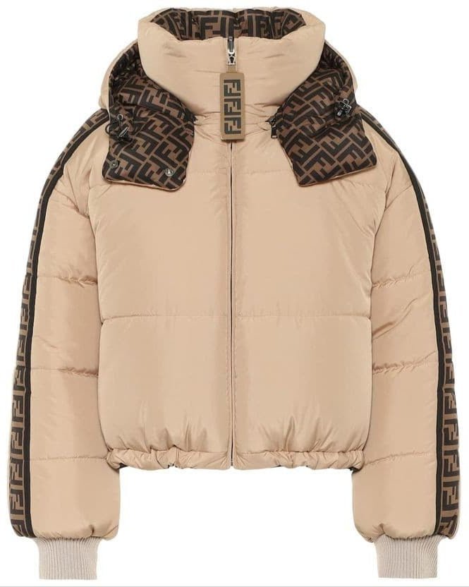 WhatsAppImage2025-01-17at22.45.31_77953b09-d1ff-40e7-85df-ae569f457da5.jpg Jacket - Image 1